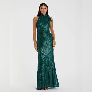 IEENA FOR MAC DUGGAL NWT 11280
Sequined Soft Tie Halter Neck Column Gown